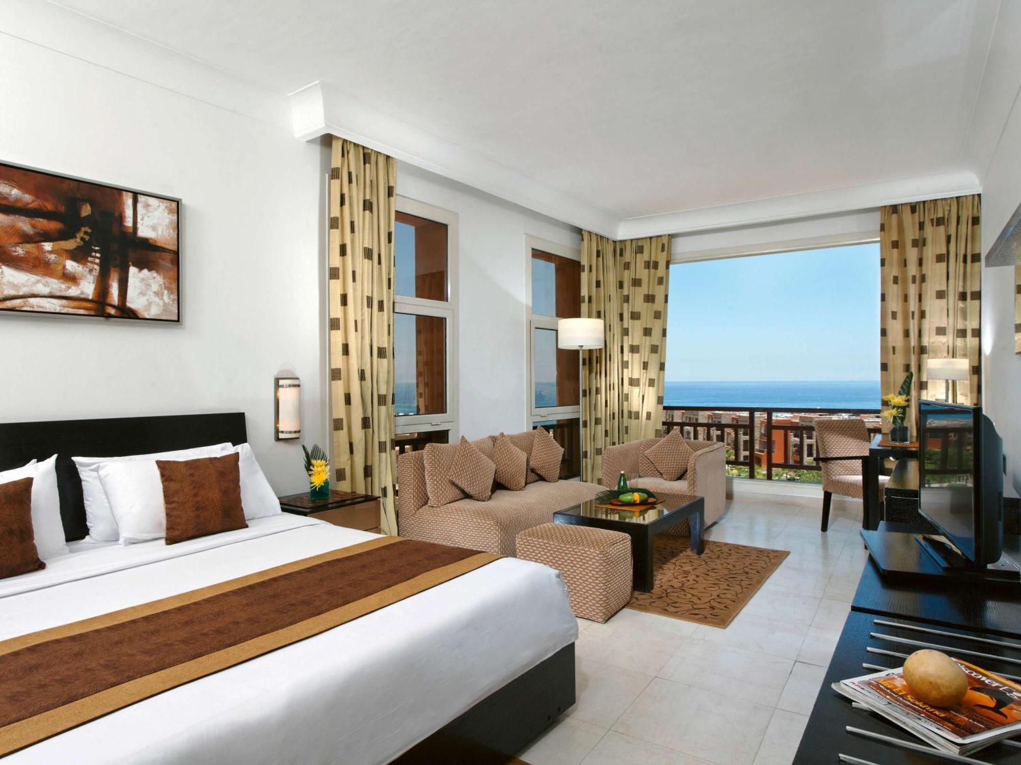 Moevenpick Resort El Sokhna Ain Sukhna Dış mekan fotoğraf A typical hotel room